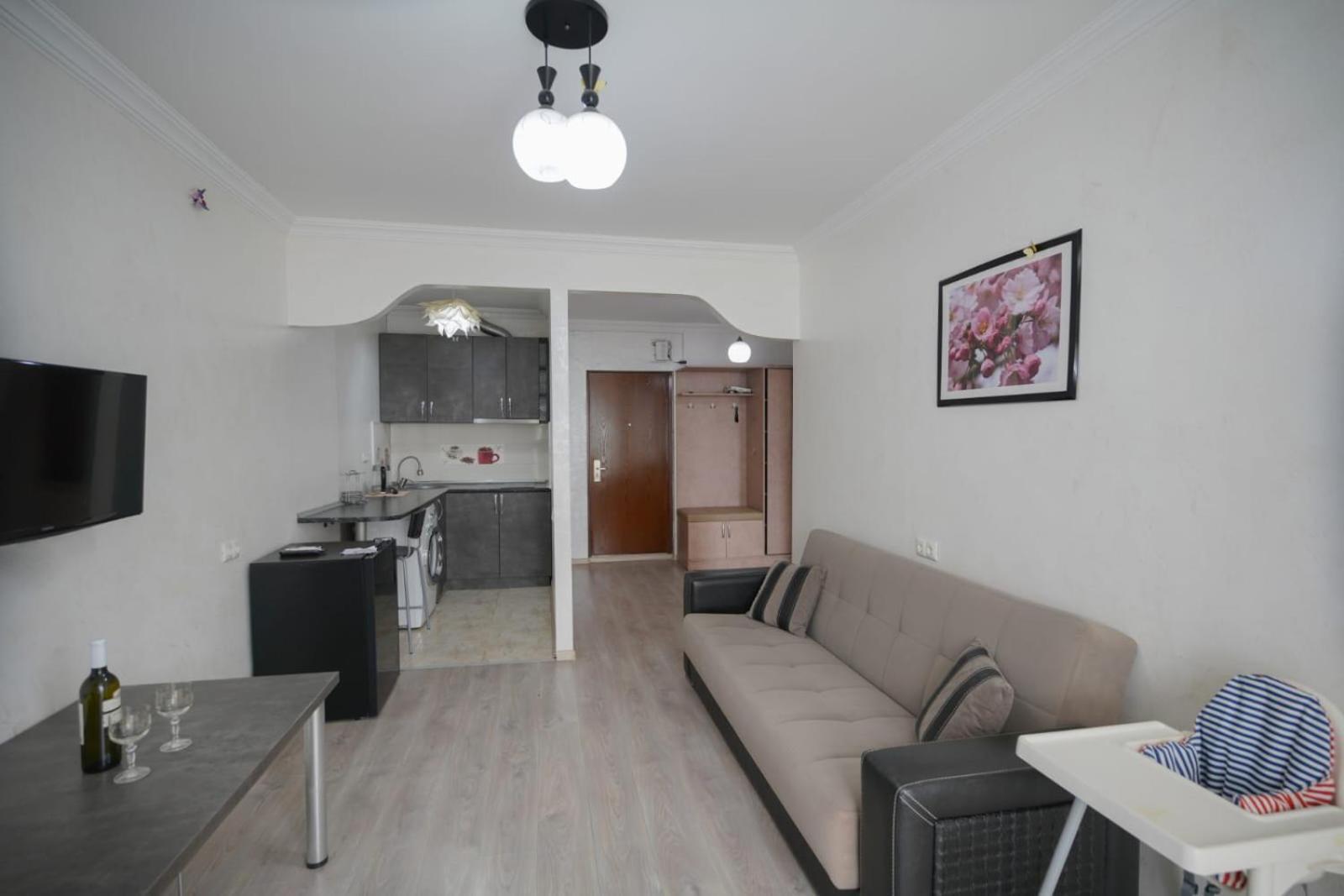 Apartment Orbi Dado 巴统 外观 照片