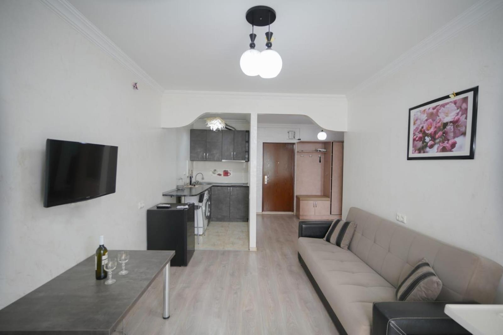 Apartment Orbi Dado 巴统 外观 照片