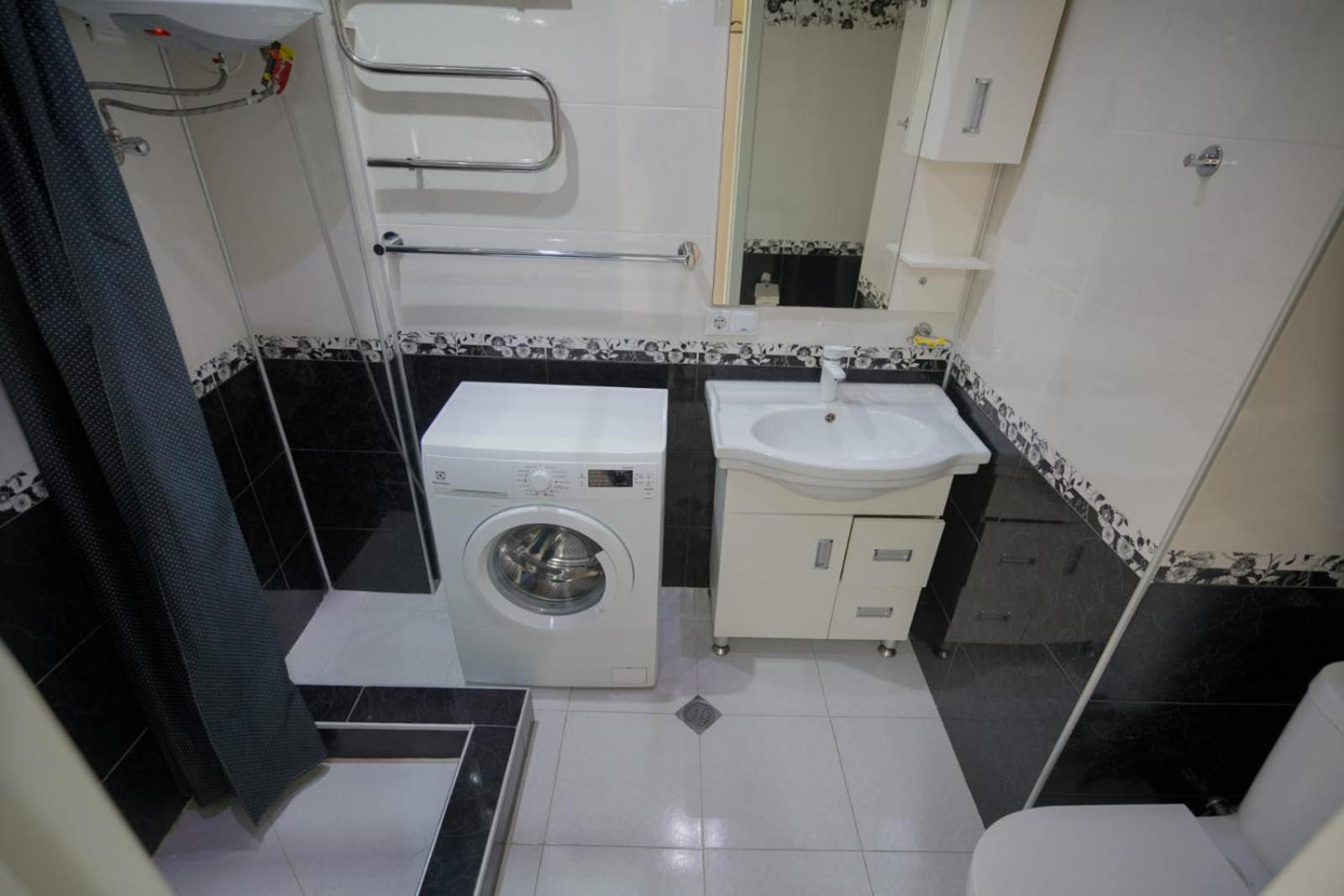 Apartment Orbi Dado 巴统 外观 照片