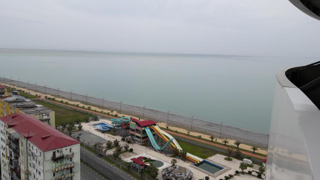 Apartment Orbi Dado 巴统 外观 照片